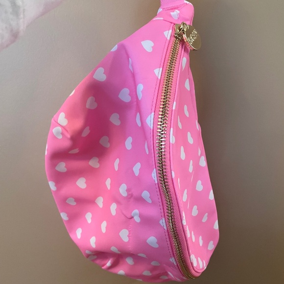 Stoney Clover Lane Heart Jumbo Fanny - Picture 1 of 3